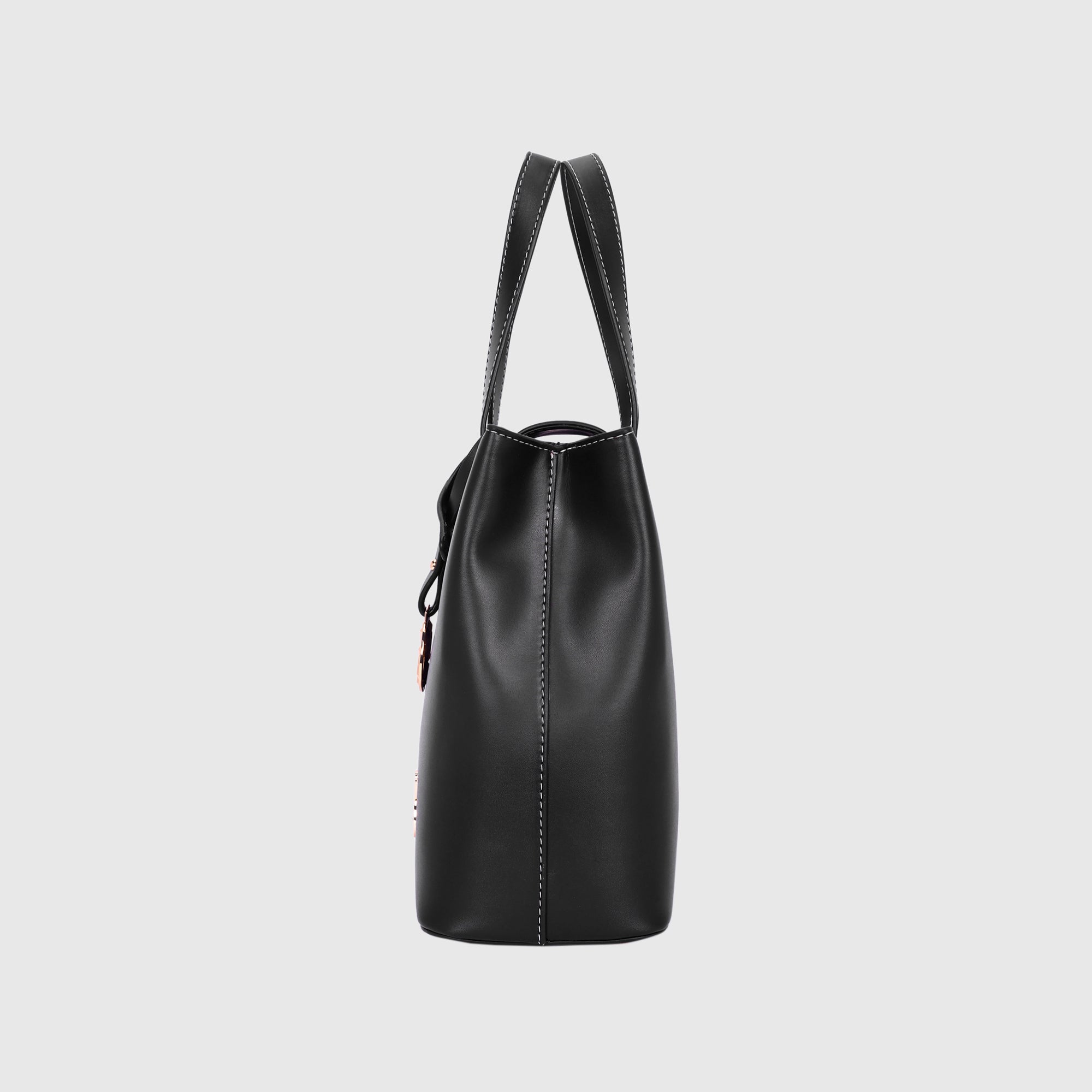 Aera Handbag